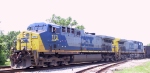 CSX 170 leads a southbound train past the passenger station